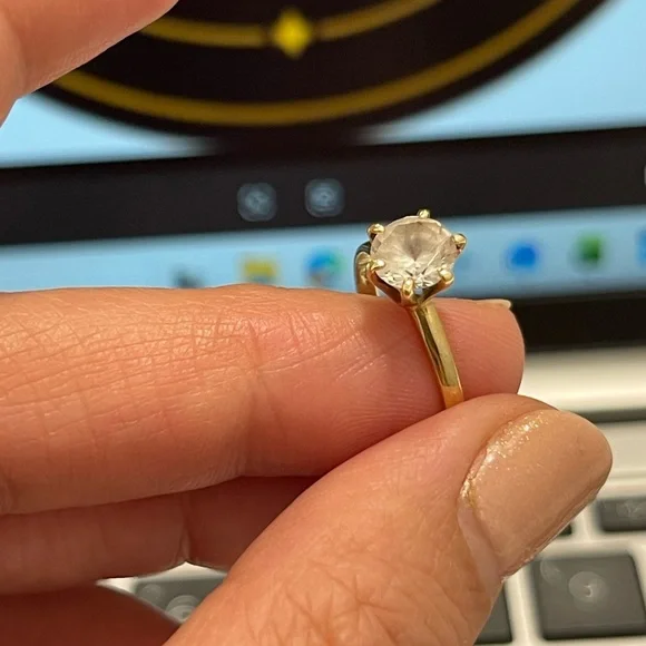 10K yellow gold ring, size 6 - Picture 5 of 7